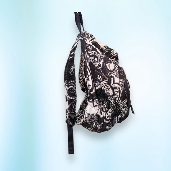 VERA BRADLEY BLACK WHITE PAISLEY X- large backpack main image 7